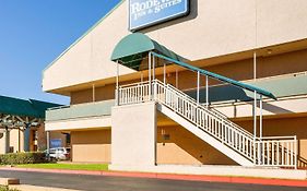 Rodeway Inn & Suites Fiesta Park